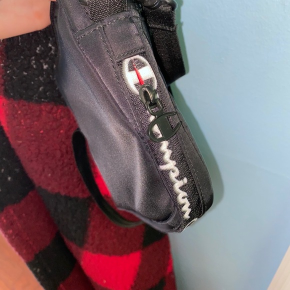 champion bag - Picture 3 of 3